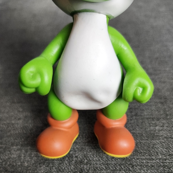 Nintendo 2007 Super Mario Yoshi Figure Collection Soft Vinyl Doll Mascot - Picture 6 of 6